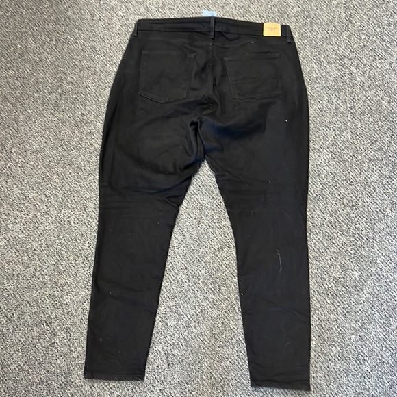 DENIZEN by LEVI’S | mid rise skinny jeans black - Picture 6 of 7